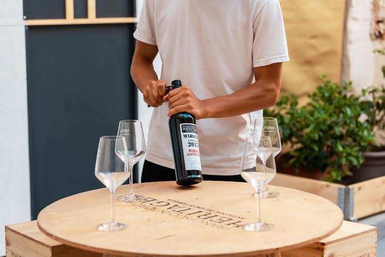 Вилла Wine House Casa Vacanze Марсала Экстерьер фото